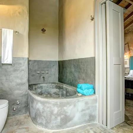 Tselentata Sleeps 4 Pool Air Con Wifi Villa
