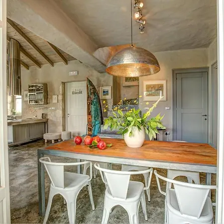 Tselentata Sleeps 4 Pool Air Con Wifi Villa *